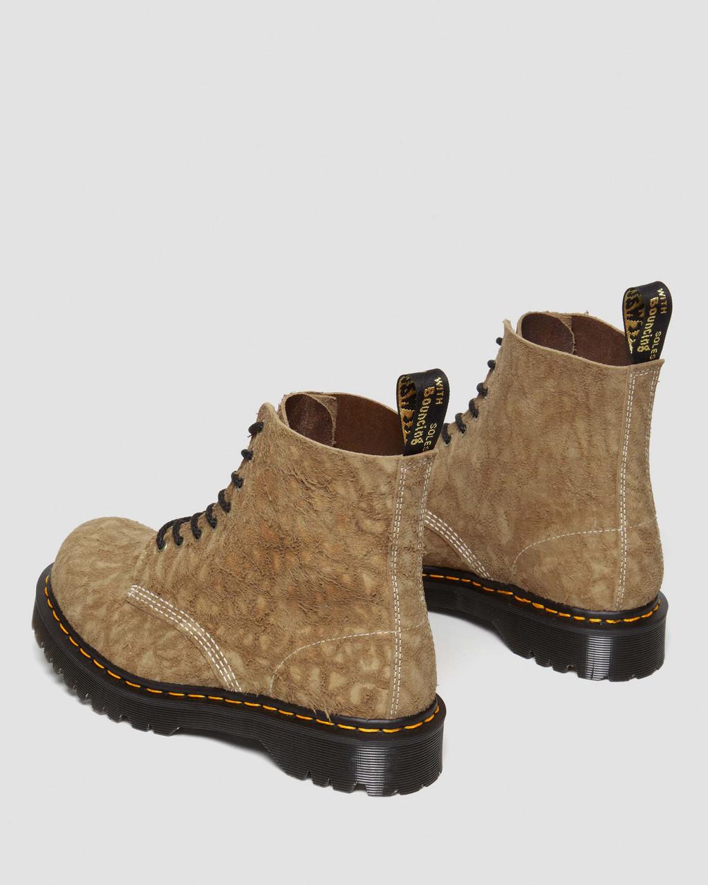 Botas con Cordones Dr Martens 1460 Made in England Emboss Suede Mujer Marrones | 53086427
