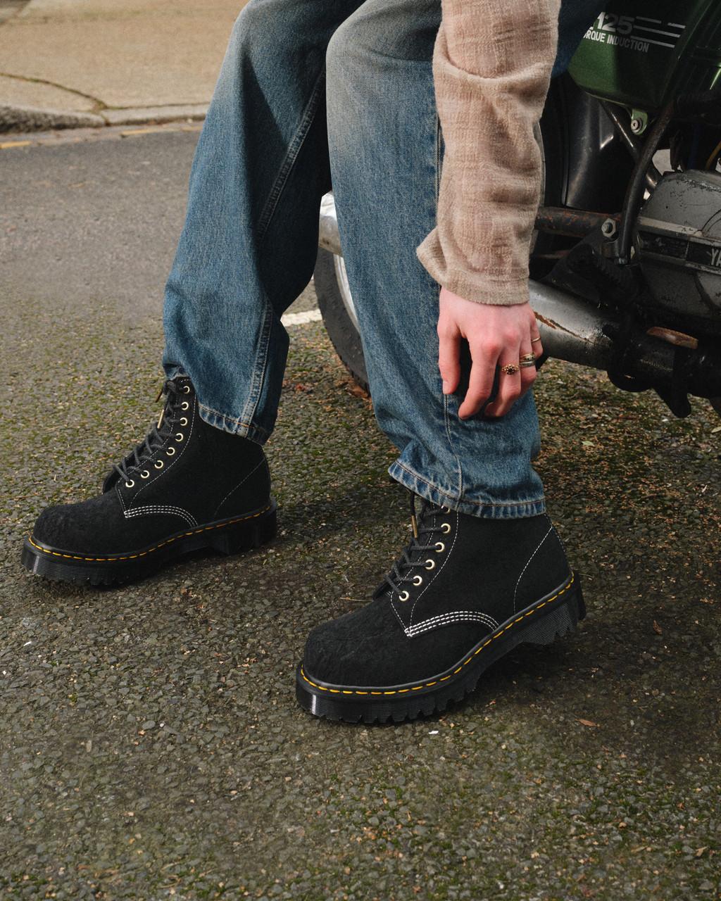 Botas con Cordones Dr Martens 1460 Made in England Emboss Suede Mujer Negras | 83464069